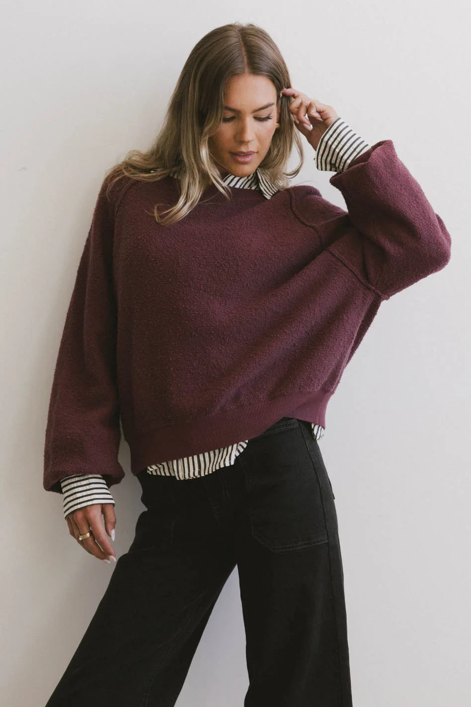 Annaleah Textured Sweatshirt in Burgundy