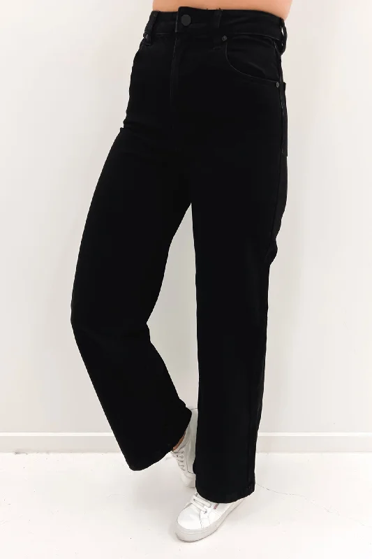 Elegant and comfortable women’s fashion wear   A 94 High & Wide Jean Dead Of Night